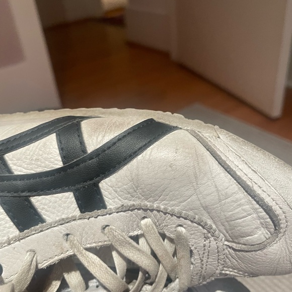 Onitsuka Tiger Mexico 66 White and Black Sneakers - Picture 8 of 9